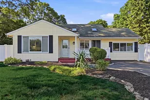 29 Henry Ave, Selden, NY 11784 - Photo 5