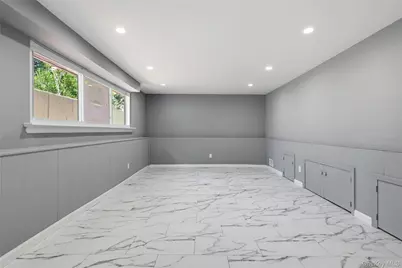 29 Henry Avenue, Selden, NY 11784 - Photo 17