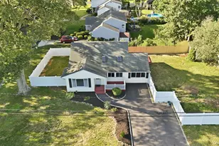 29 Henry Ave, Selden, NY 11784 - Photo 27