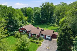 11 Creemer Rd, Armonk, NY 10504 - Photo 3