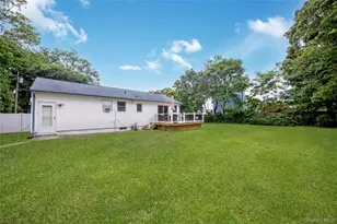 522 Amsterdam Ave, Patchogue, NY 11772 - Photo 19