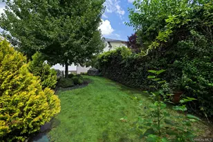 86 Woods Ave, Rockville Centre, NY 11570 - Photo 5