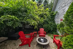 86 Woods Ave, Rockville Centre, NY 11570 - Photo 21