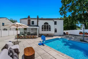 11 Empress Pines Dr, Nesconset, NY 11767 - Photo 35