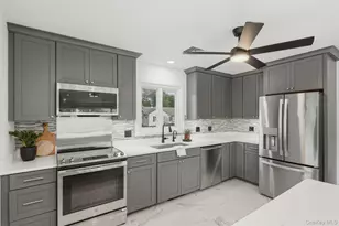 103 W Willow St, Beacon, NY 12508 - Photo 7