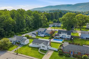 103 W Willow St, Beacon, NY 12508 - Photo 23