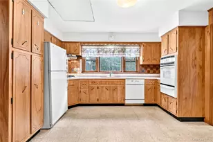 2 Laura Ln, Spring Valley, NY 10977 - Photo 17