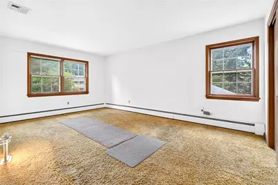 2 Laura Lane, Spring Valley, NY 10977 - Photo 27