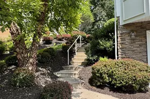 8 Green Ct, Middletown, NY 10940 - Photo 3