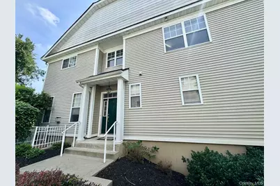 8 Green Court, Middletown, NY 10940 - Photo 5
