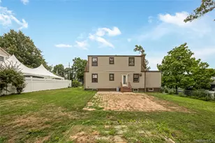 285 Starke Ave, East Meadow, NY 11554 - Photo 21