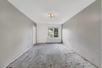 1089 Mile Square Road, Yonkers, NY 10704 - Photo 11
