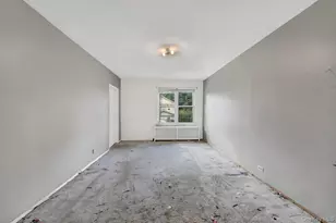1089 Mile Square Rd, Yonkers, NY 10704 - Photo 11
