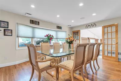 401 Beechmont Avenue, Lindenhurst, NY 11757 - Photo 5