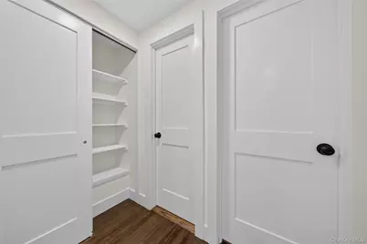 2202 Fire Avenue, Medford, NY 11763 - Photo 17