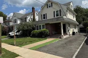 267 Plainfield Ave, Floral Park, NY 11001 - Photo 1