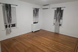 267 Plainfield Ave, Floral Park, NY 11001 - Photo 5