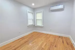 216-24 132nd Ave, Jamaica, NY 11413 - Photo 7