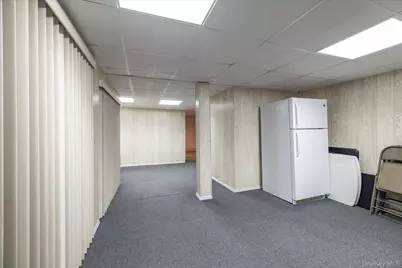 948 Cathedral Avenue, Franklin Square, NY 11010 - Photo 31