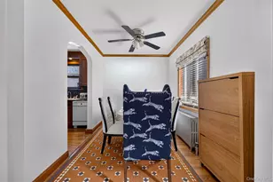 170-19 Pidgeon Meadow Rd, Fresh Meadows, NY 11365 - Photo 15