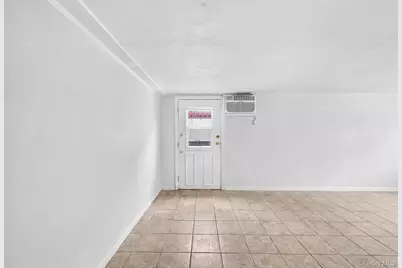 152 Parkwood Drive, Shirley, NY 11967 - Photo 27