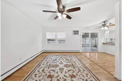 152 Parkwood Drive, Shirley, NY 11967 - Photo 7
