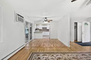 152 Parkwood Dr, Shirley, NY 11967 - Photo 9