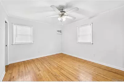 152 Parkwood Drive, Shirley, NY 11967 - Photo 15