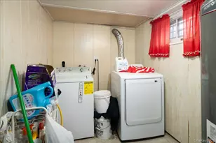 47-24 168th St, Flushing, NY 11358 - Photo 15