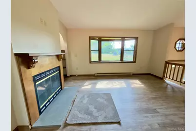 709 Bloomingburg Road, Wallkill, NY 10940 - Photo 3