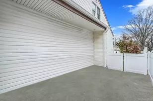 12 Edna Ct, Valley Stream, NY 11580 - Photo 5