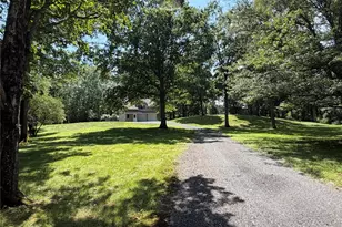 468 Decker Rd, Wallkill, NY 12589 - Photo 15