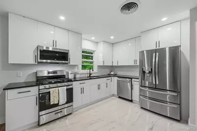 21 Manhattan Avenue #19, Middletown, NY 10940 - Photo 11