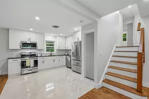 21 Manhattan Ave, Middletown, NY 10940 - Photo 13