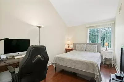 8 Waterside Close, Eastchester, NY 10709 - Photo 17