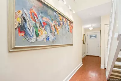 8 Waterside Close, Eastchester, NY 10709 - Photo 13