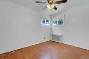 1 Prince St, Hicksville, NY 11801 - Photo 17