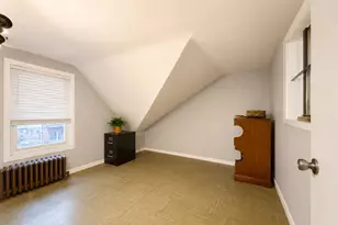 18-41 124th St, College Point, NY 11356 - Photo 9