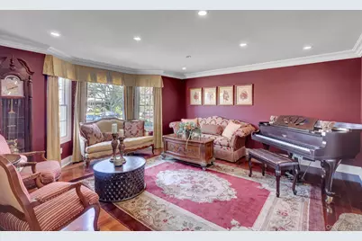 120 Ocean Avenue, Massapequa, NY 11758 - Photo 15