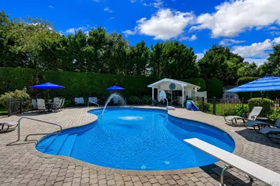 120 Ocean Avenue, Massapequa, NY 11758 - Photo 37