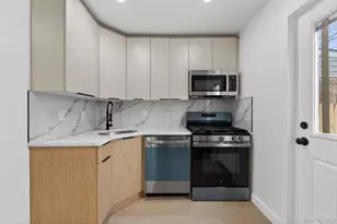 114-25 200th St, Saint Albans, NY 11412 - Photo 5