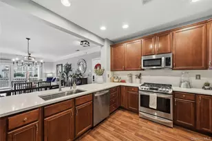 418 Saratoga Ln, Fishkill, NY 12524 - Photo 7