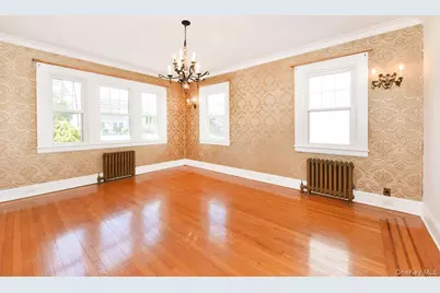 182 Ferncroft Road, Mineola, NY 11501 - Photo 9