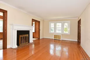 182 Ferncroft Rd, Mineola, NY 11501 - Photo 5