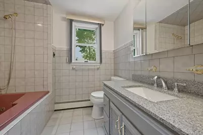 1935 Lenox Avenue, East Meadow, NY 11554 - Photo 21