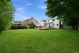 1935 Lenox Ave, East Meadow, NY 11554 - Photo 33
