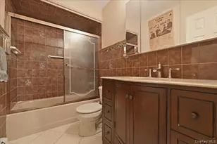 1935 Lenox Ave, East Meadow, NY 11554 - Photo 15