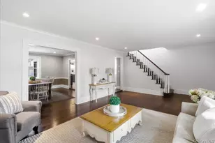 89 Poplar St, Garden City, NY 11530 - Photo 5