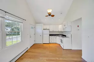 22 Maplewood Ave, Selden, NY 11784 - Photo 13