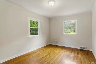 194 Lincoln Place, Eastchester, NY 10709 - Photo 13